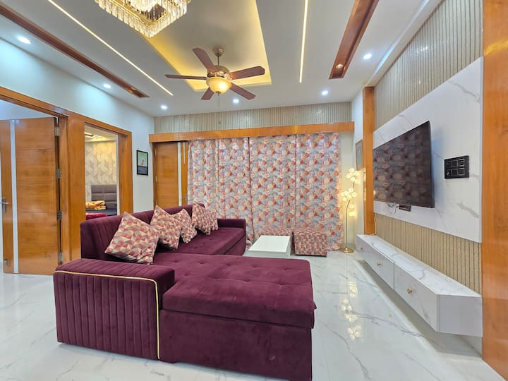 Homlee-Gokul 4BHK Flat-Lift-Parking-Max Vaishali