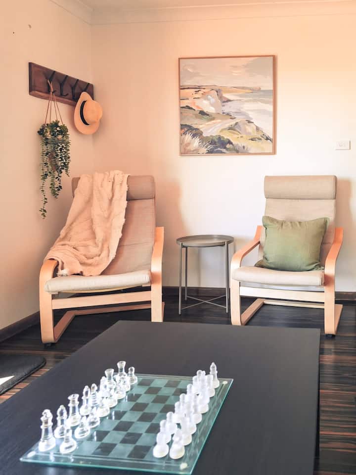 West Beach Home | 4b2b | Family & Worker Friendly - Esperance