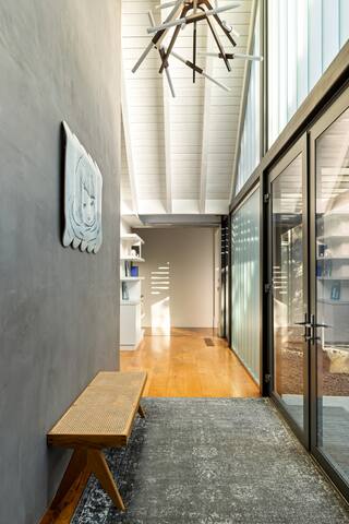 Pasadena Grand Escape gallery image 2