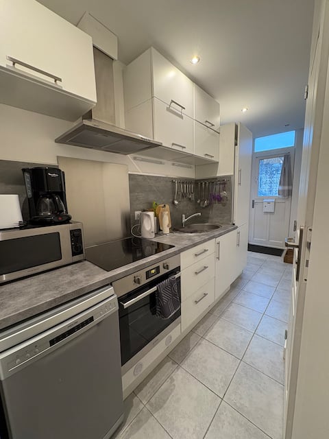 Airbnb performant: Nice accommodation for 2 to 4 people in the heart of the city. à Honfleur
