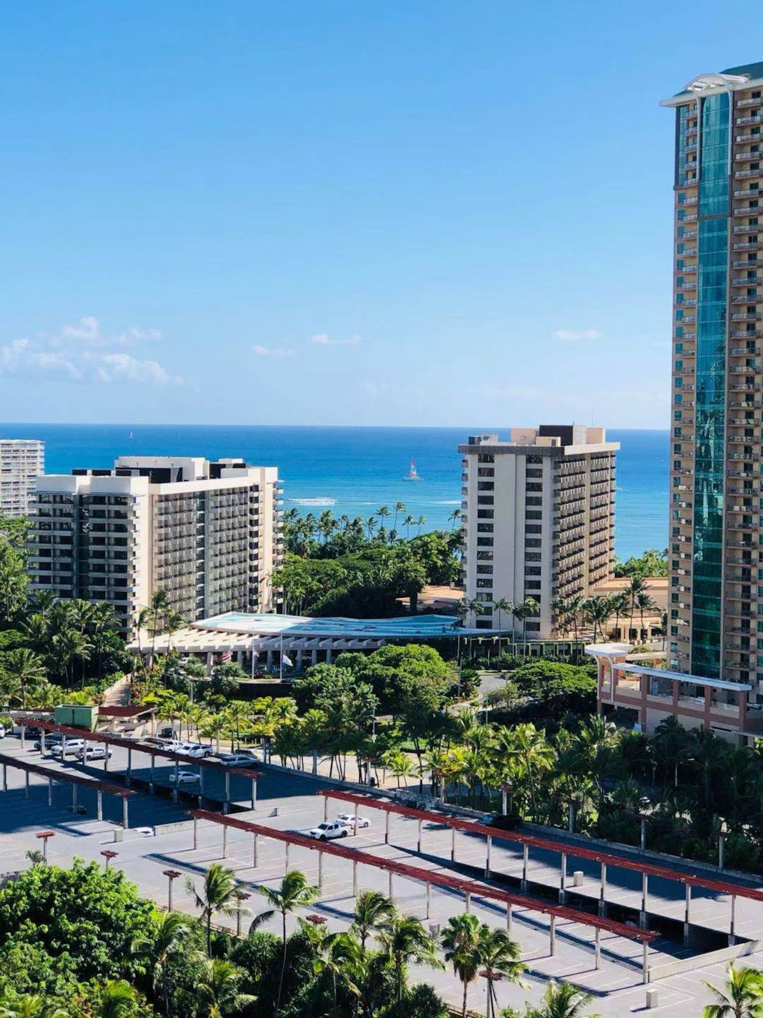 Condo in Honolulu · ★4.98 · Studio · 1 bed · 1 private bath - Image 15