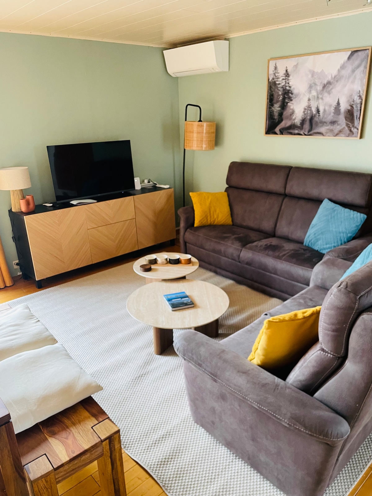 Popular Airbnb listing: The bed of the Semois in Vresse Sur Semois