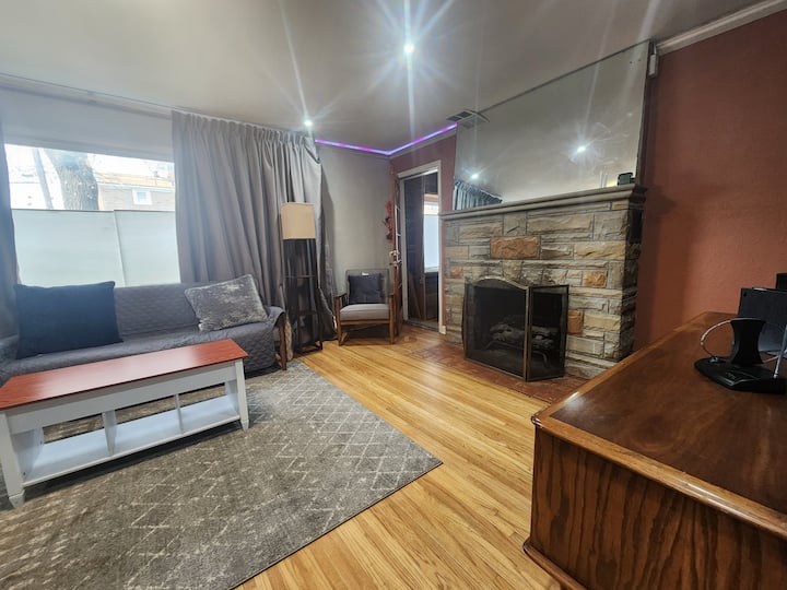 Charming Cape Cod Bungalow In Niagara-falls, Ny! - Niagara Falls
