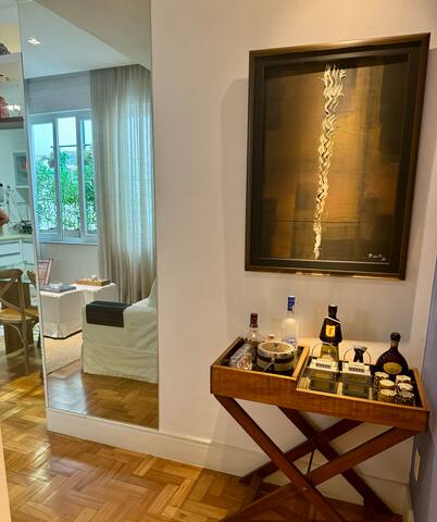 Charmoso apartamento Leblon excelente localização gallery image 3