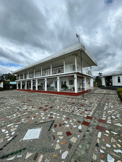 Spectacular Finca El Tesoro.