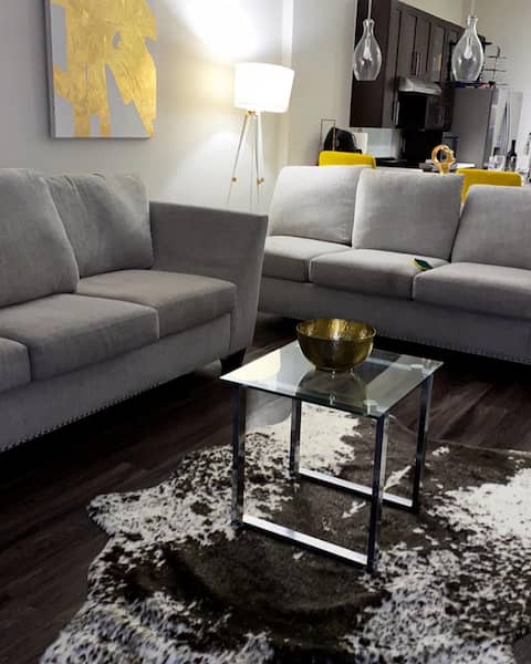 Popular Airbnb listing: The Buckhead brilliance in Garden Hills