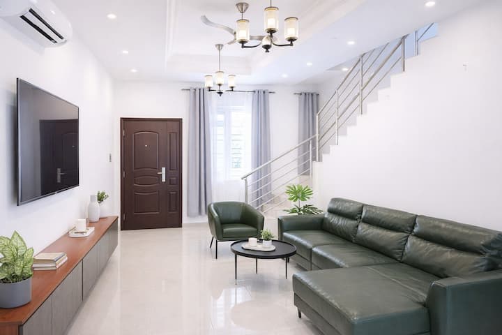 Comfy Home | 2bedrooms | King Beds | Standby Power - Accra