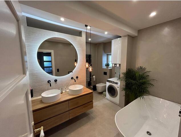 Exklusive Designer Wohnung – Schwabing/Maxvorstadt gallery image 2