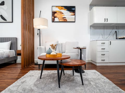 Top performing Airbnb: Golf view studio in Sports City in Al Hebiah Fourth
