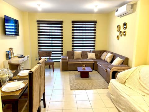 Safe, comfortable house, A/C, garage, hot water