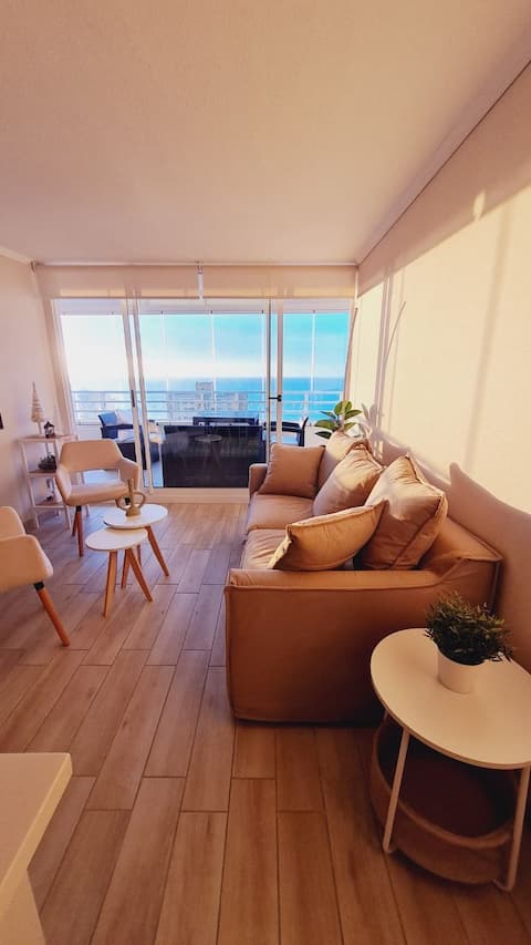 Successful Airbnb property: Panoramic view in La Serena, steps from the beach. in Coquimbo Region