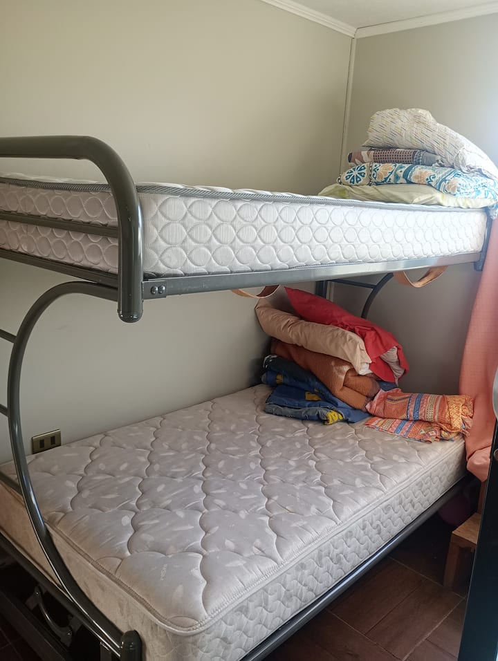 غرفة النوم 2