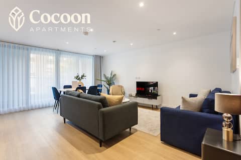 Top Airbnb: Spacious 2BR Marylebone Apt | AC | Sleeps 8 in Queen's Park