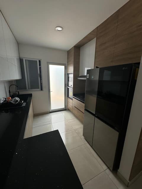 We invoice. House with heated pool, Zakia