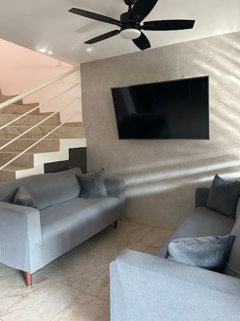 Top performing Airbnb: Beautiful House Near Jardín Piedra Alta in Chiconcuac