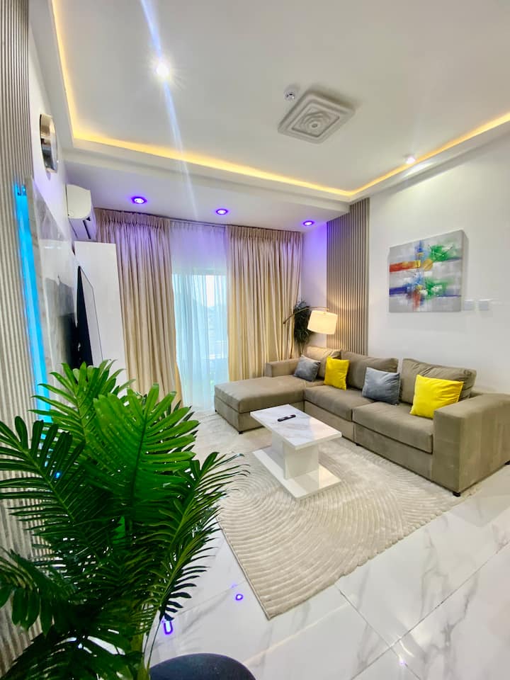 Chic & Modern 2br In Lekki Phase 1 W/ 24/7 Power - Lagos