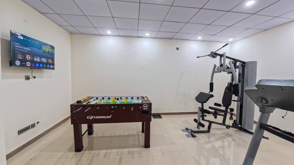 Sukis Suites 6