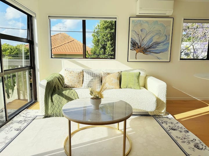 Cozy 3br|close To Cbd, One Tree Hill & Newmarket - Auckland