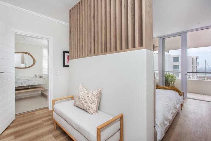 Luxury Vista Views @TheGranger Bay near Waterfront gallery image 5