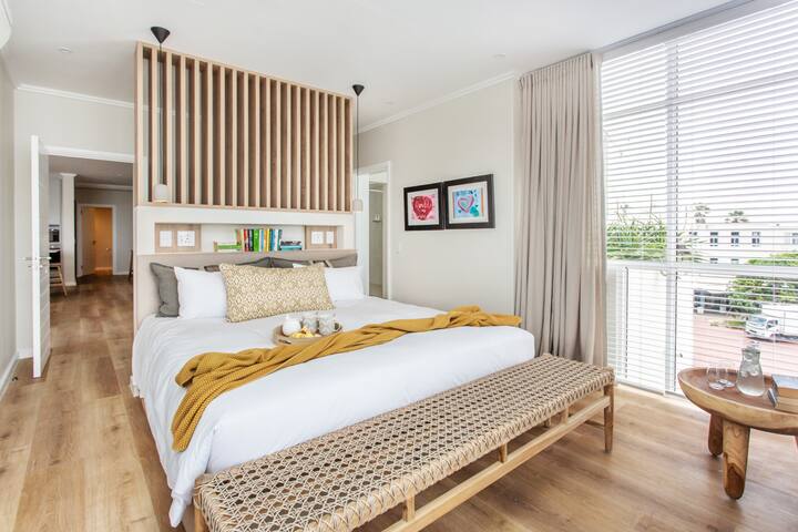 Luxury Vista Views @TheGranger Bay near Waterfront gallery image 2