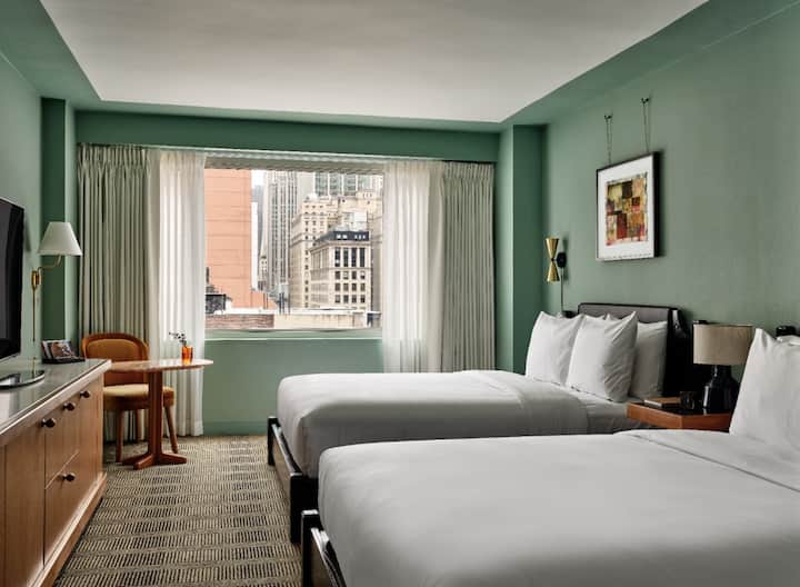 Near Theater District & Times Square + Dining - Manhattan