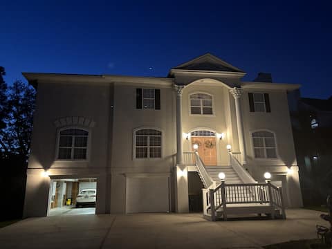Savannah Pink Dream House 4500 sf w Elevator +