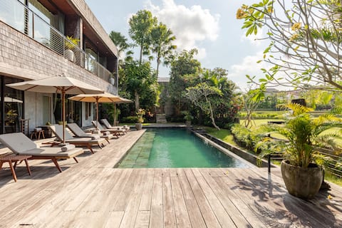 Wing Ubud - 6BR Boutique Villa - Concierge Service