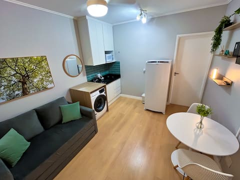 Successful Airbnb property: Apartment with AC and garage near USP, FACOP and Mondelli in Bauru