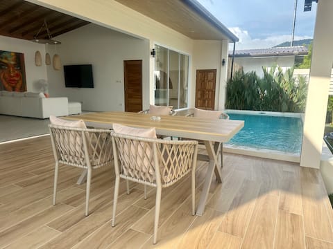Oh'lala Pool Villa 2 BR