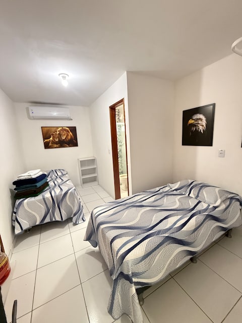 Cozy Corner - Room 10 Family with AIR CONDITIONING