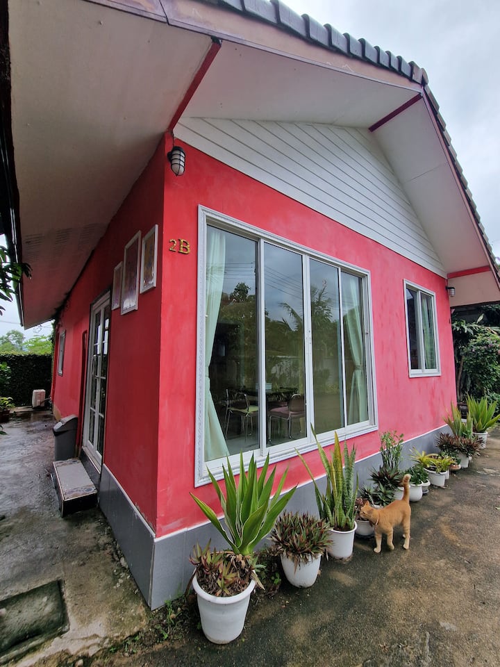 Deluxe Bedroom(no.2b) ,5mins From Aonang Beach - Krabi