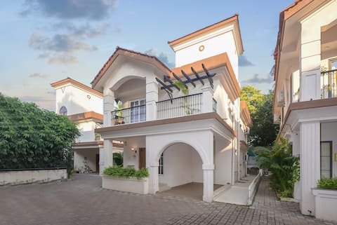 Villa Splash Near Calangute