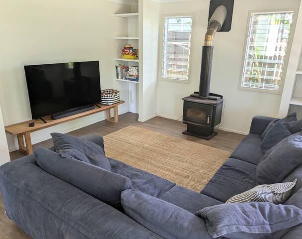 Fingal Village Beach House gallery image 2