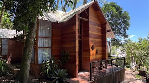 Bela Catarina Inn 
Bromélias Cabin