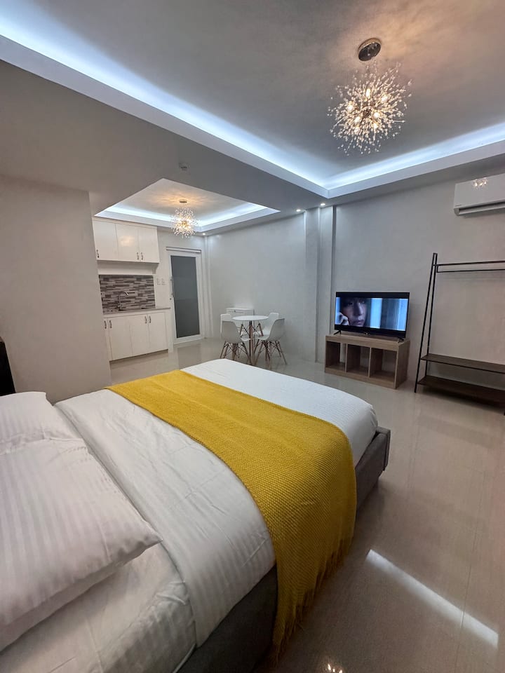 Ambienti i dhomës së gjumit