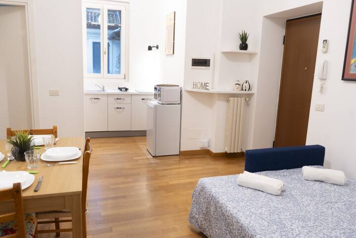 ARE1 • [Colonne San Lorenzo] • Large Apartment • gallery image 5