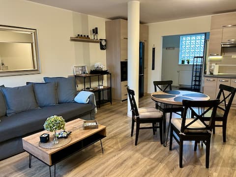 Popular Airbnb listing: Apartment ŻAK no. 10 in the center 62m Leszno in Wielkopolskie