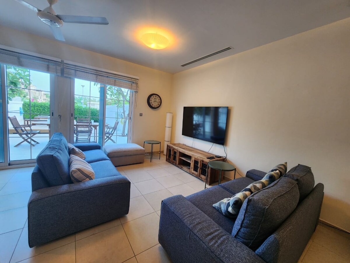 Successful Airbnb property: 3 Bedroom with Private Swimming Pool & Garden in Al Barsha South Fifth