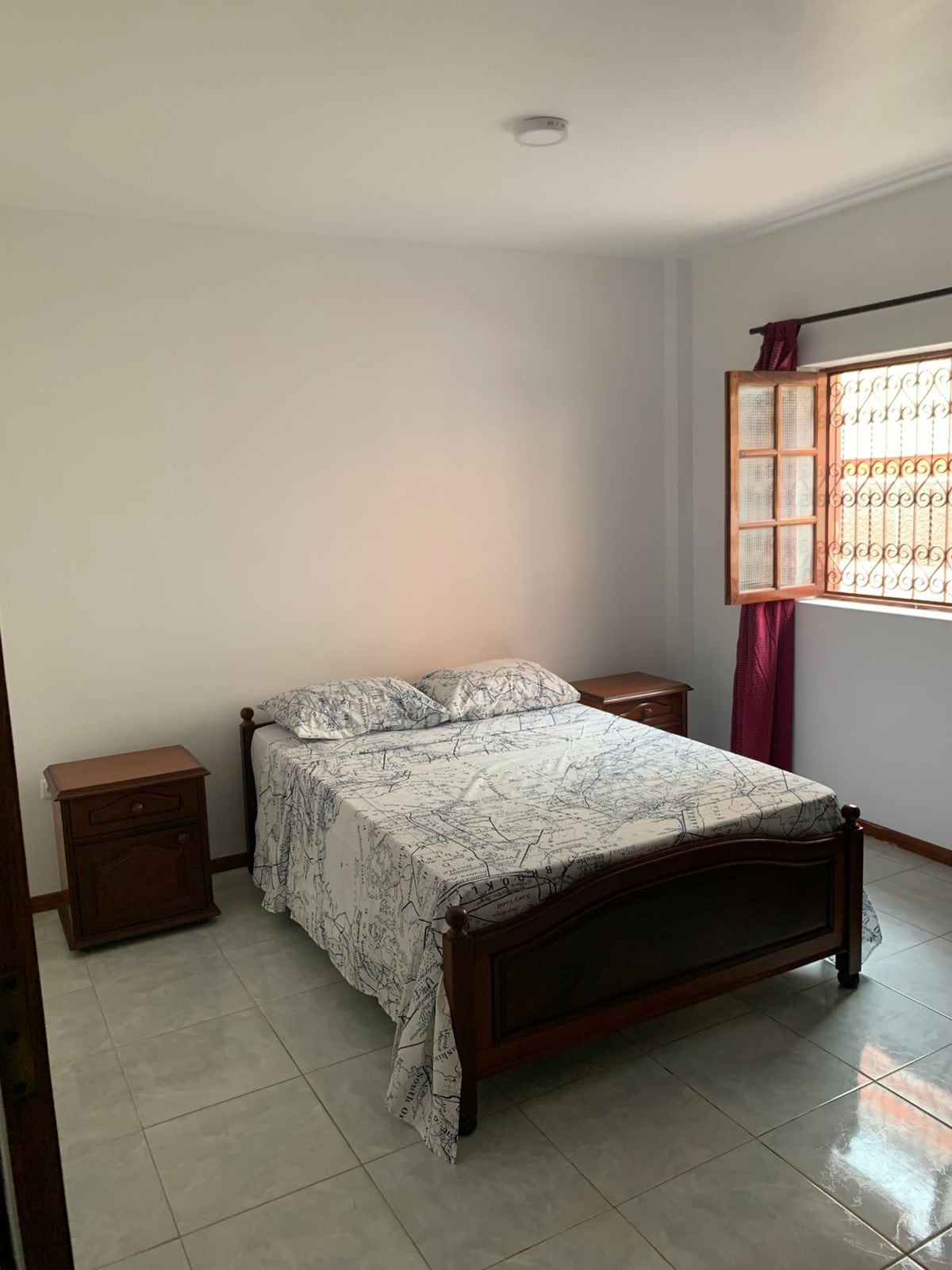 საძინებელი 1