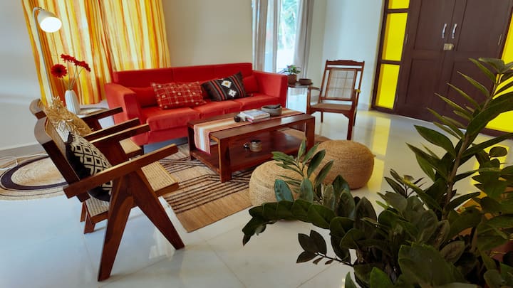 Living room image 2