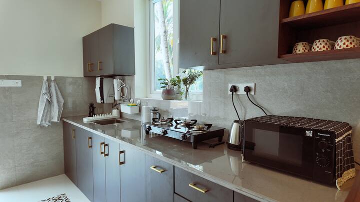 Full kitchen image 3
