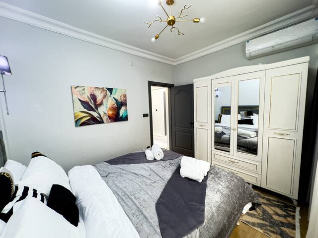 شقه الأحلام بمنطقة شيشلى 《4+1》 gallery image 2