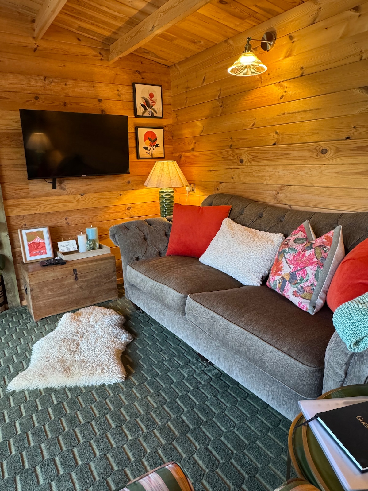 Popular Airbnb listing: Luxury lakeside cabin with Hot tub in Mackworth