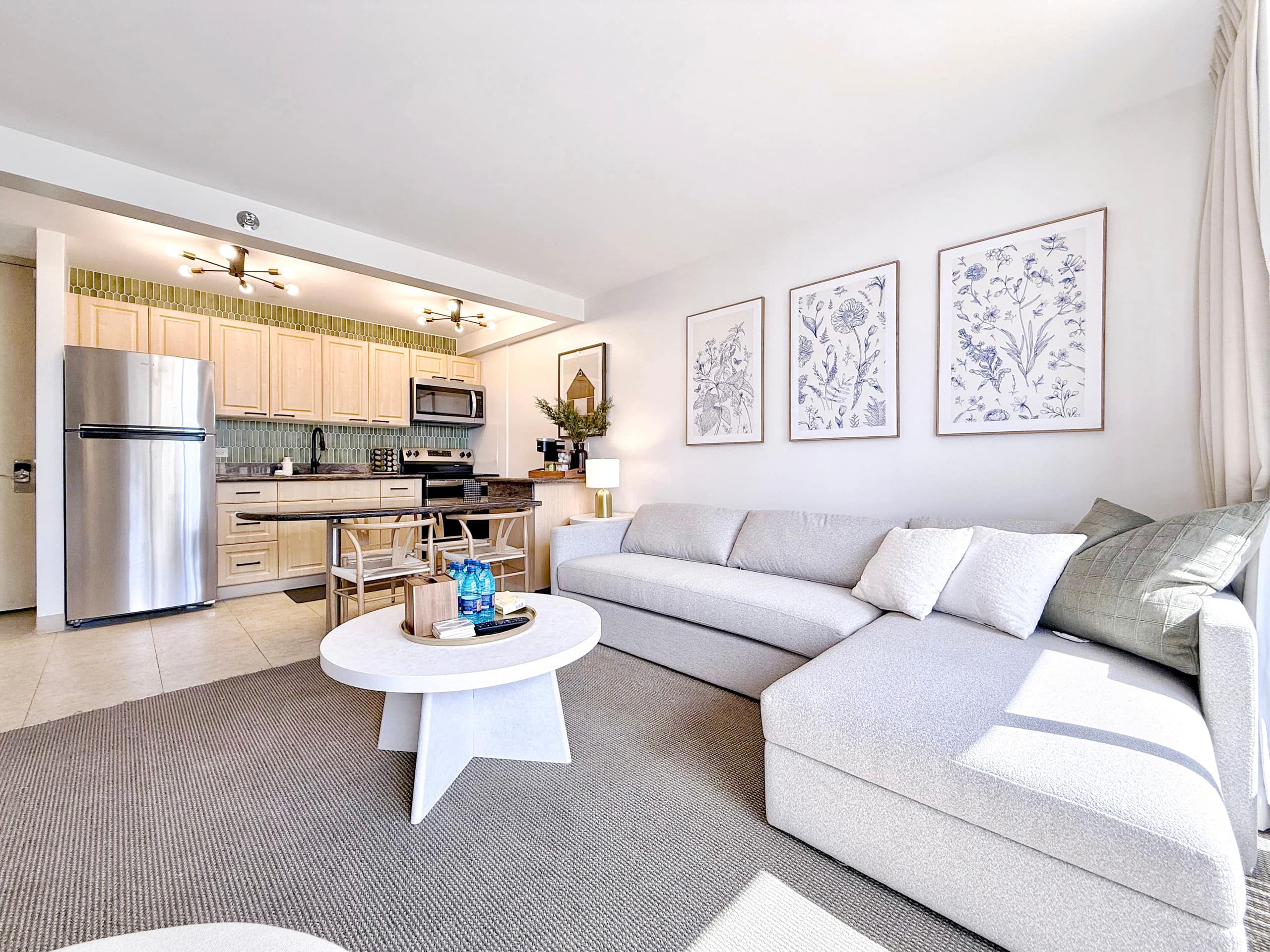 23FL-Waikiki Gem-1BR w/Partial Ocean Views - Image 2