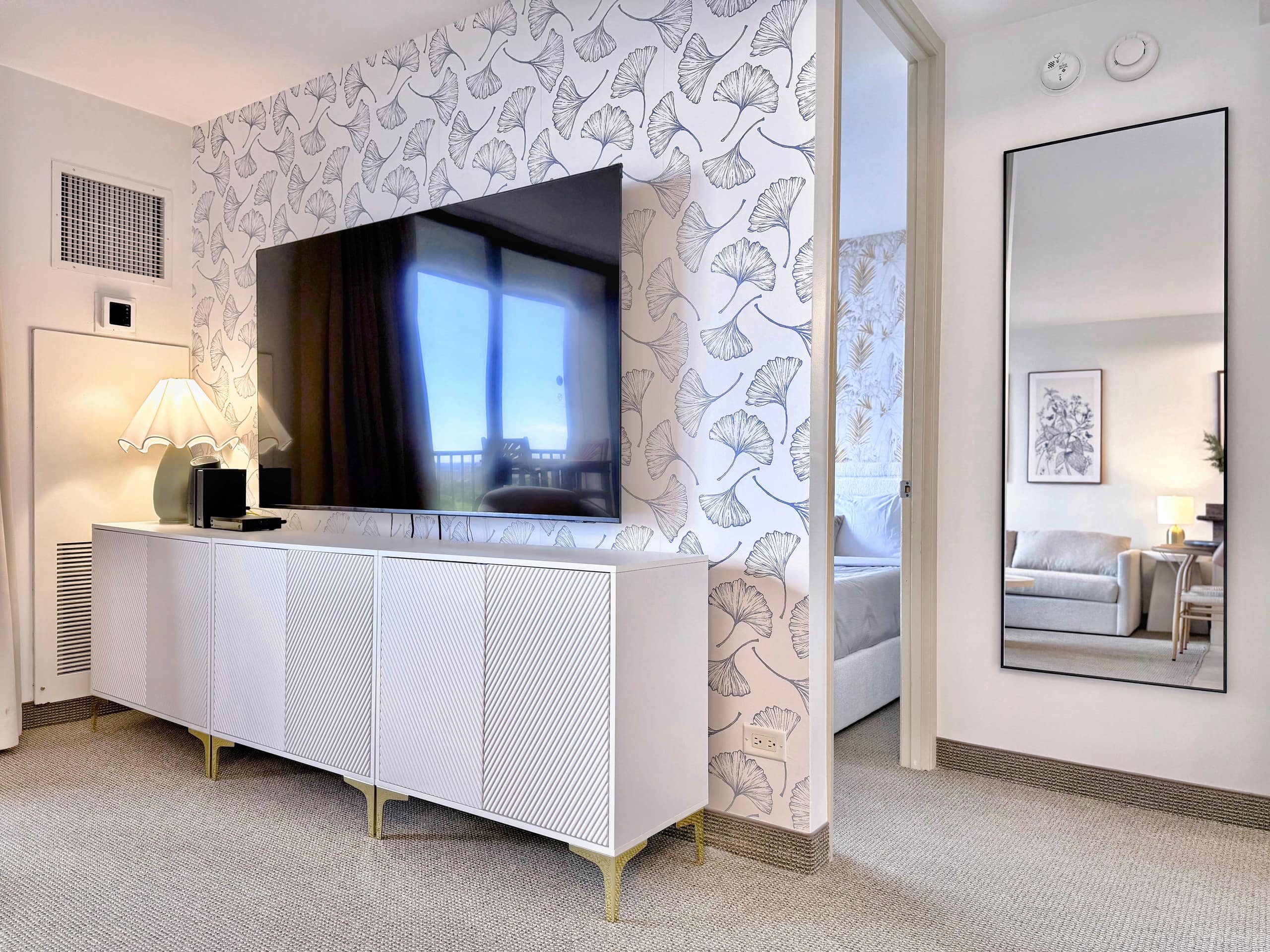 23FL-Waikiki Gem-1BR w/Partial Ocean Views - Image 6