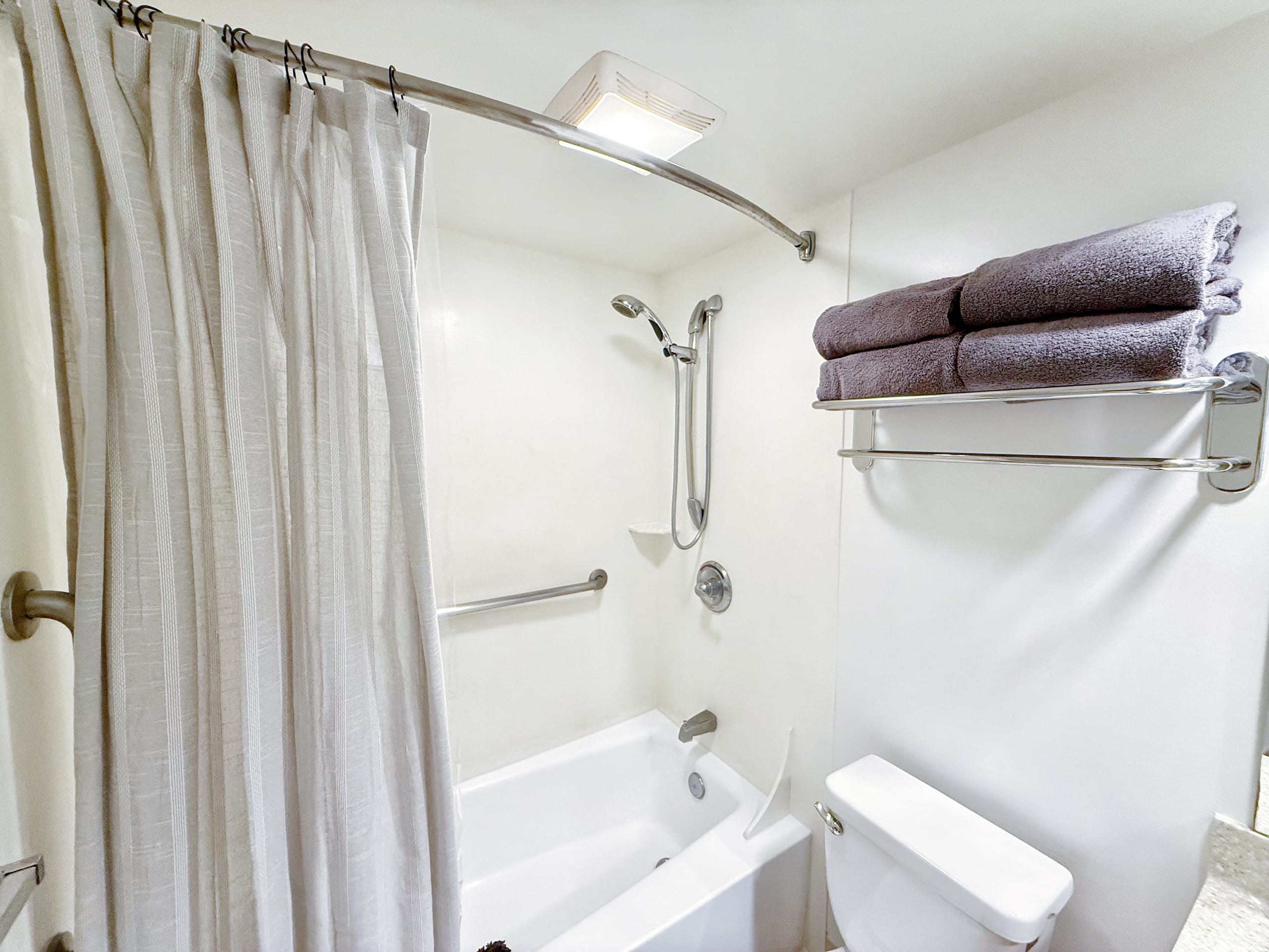 23FL-Waikiki Gem-1BR w/Partial Ocean Views - Image 29