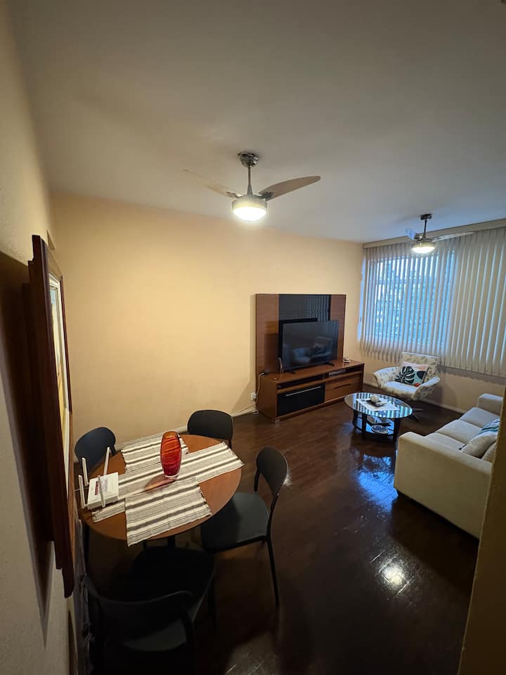 Apartamento Aconchegante Icaraí - 尼泰羅伊