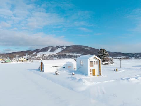 Hokkaido Retreat 600m to Ski Area | Asahiyama Zoo