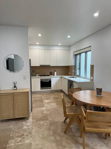 Coogee – 3 Storey Townhouse gallery image 3