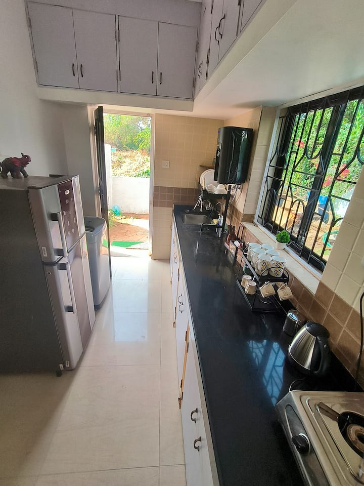 Kitchenette image 1